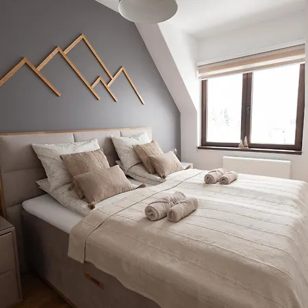 Glecer Kop, A14, Free Parking Garage קופאוניק