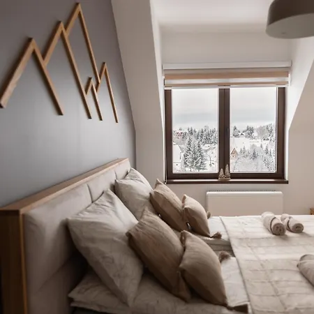 Glecer Kop, A14, Free Parking Garage *