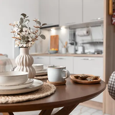 Glecer Kop, A14, Free Parking Garage アパート