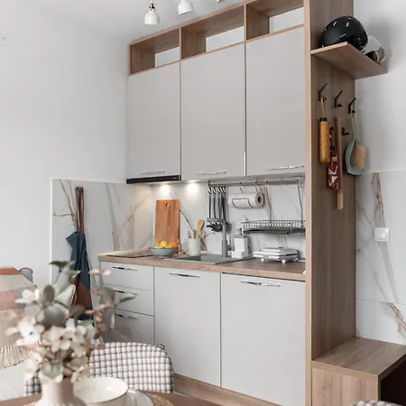 Glecer Kop, A14, Free Parking Garage アパート *