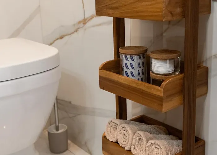 Glecer Kop, A14, Free Parking Garage *