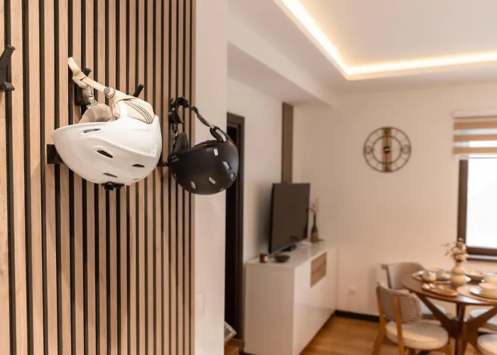 Glecer Kop, A14, Free Parking Garage *