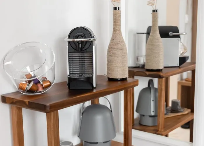 Glecer Kop, A14, Free Parking Garage