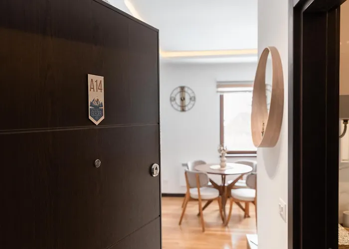 Glecer Kop, A14, Free Parking Garage